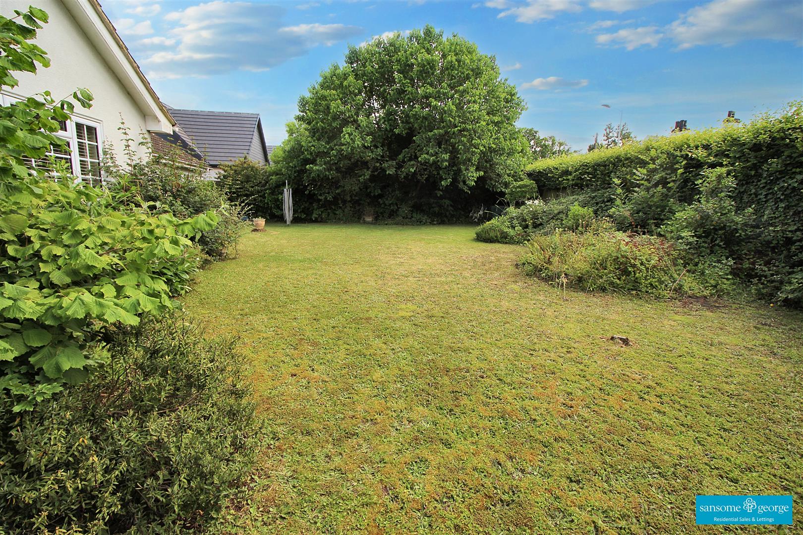 Longleat Drive, Tilehurst
